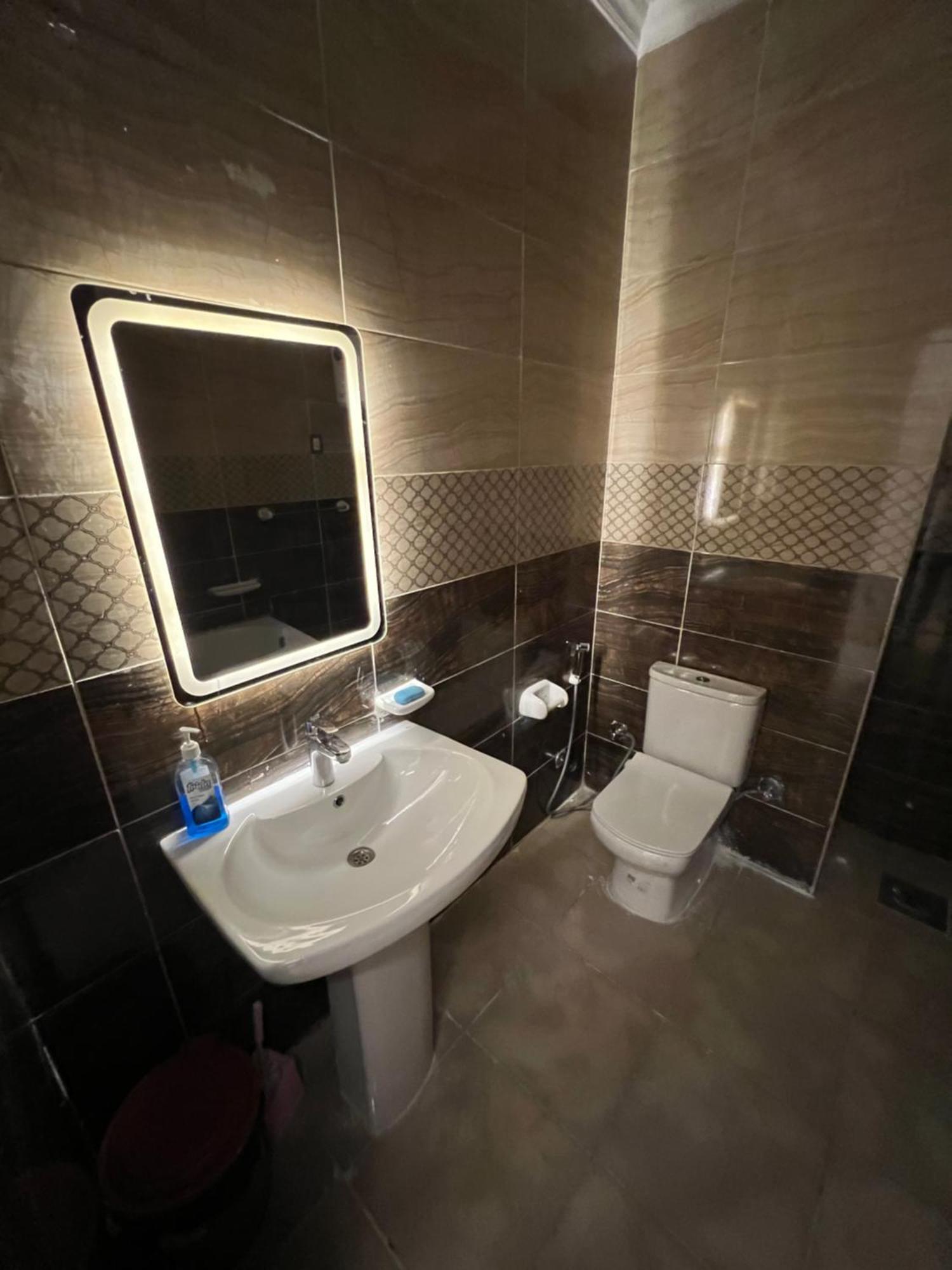 Luxury Diamond Apartment In Wesal Residences Compound New Cairo Extérieur photo